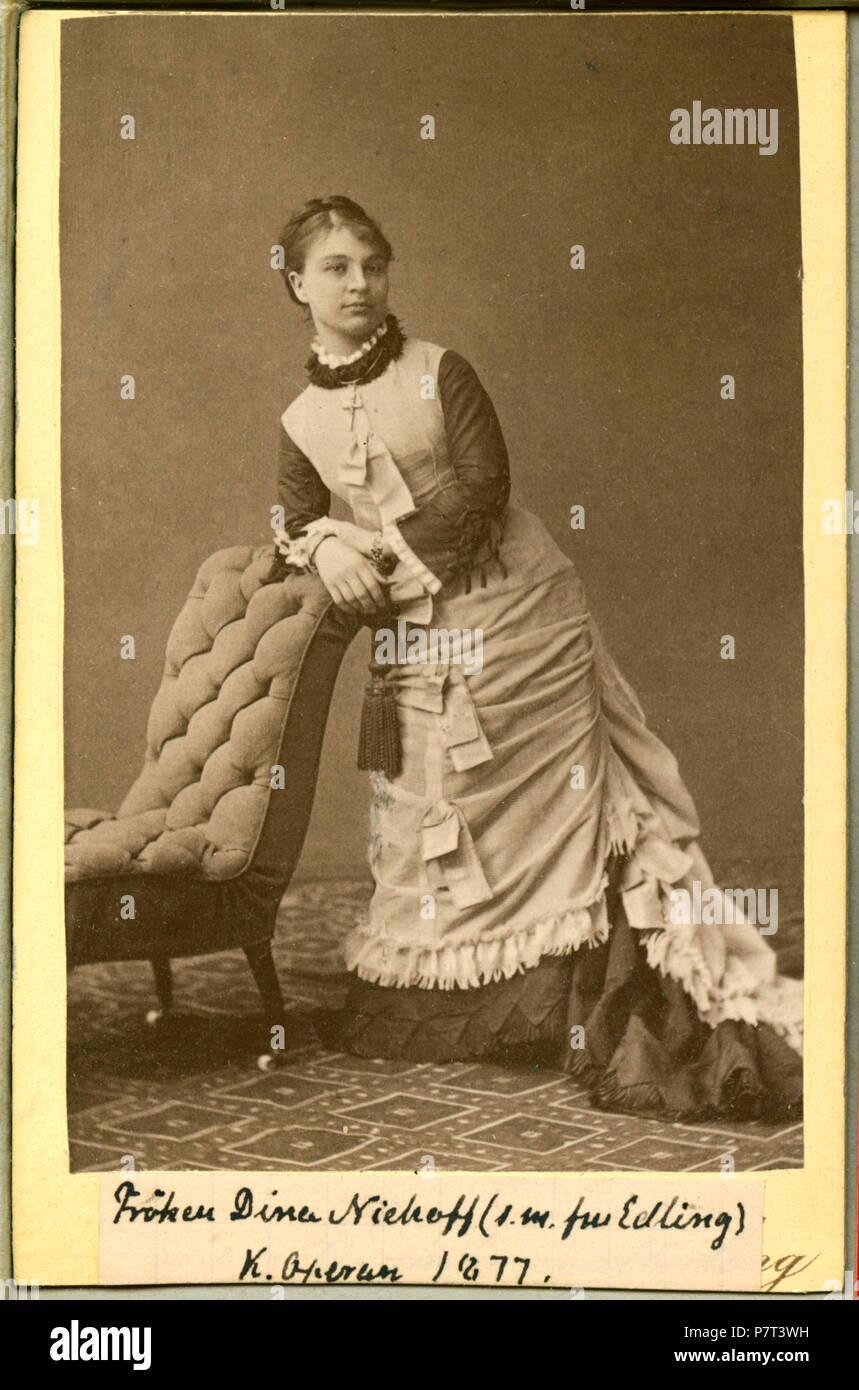 Dina Niehoff-Edling, Kungliga Operan 1877 133 Dina Niehoff, porträtt - SMV - H2 171 Stock Photo