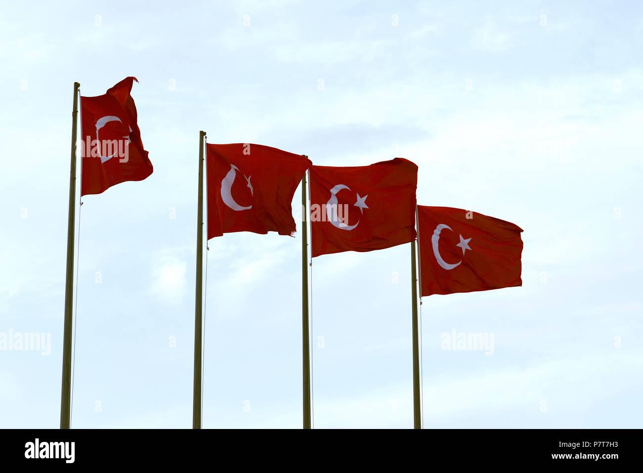 Turkish Flag: Unveiling Its Rich History And Meaning – MVFG