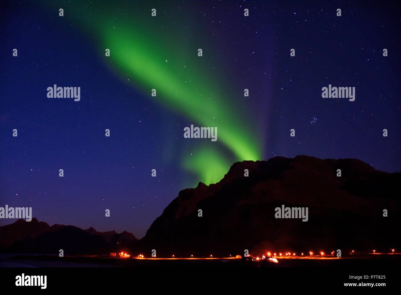 Nordlicht Polarlicht Lofoten Norwegen Stock Photo 211360189 Alamy