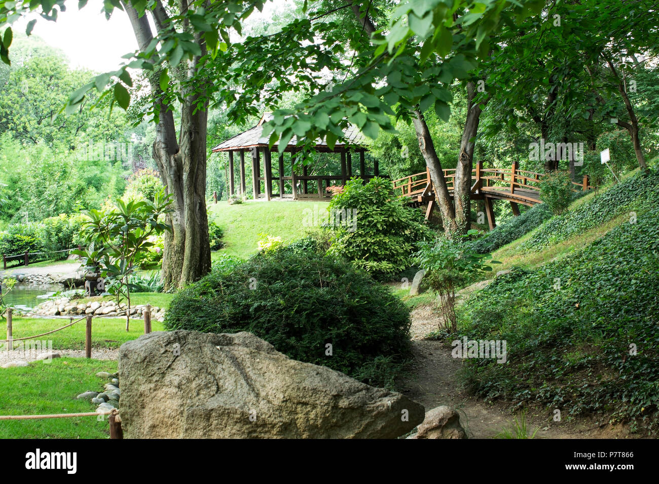 Feng shui garden hi-res stock photography and images - Alamy
