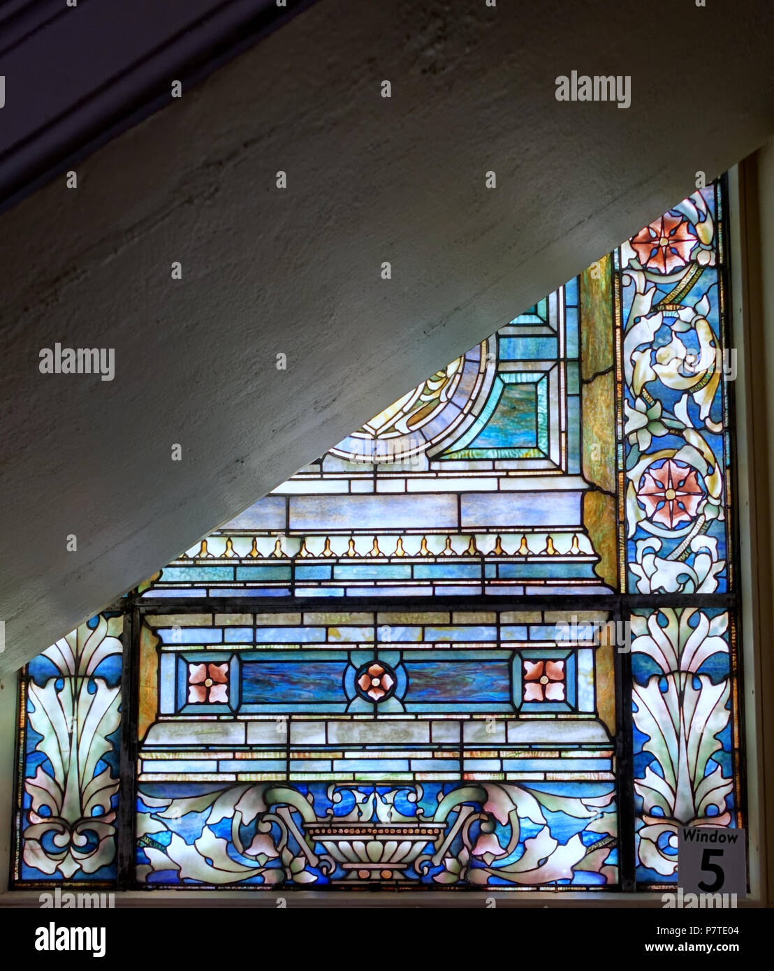 Tiffany studios stained glass hires stock photography and images Alamy