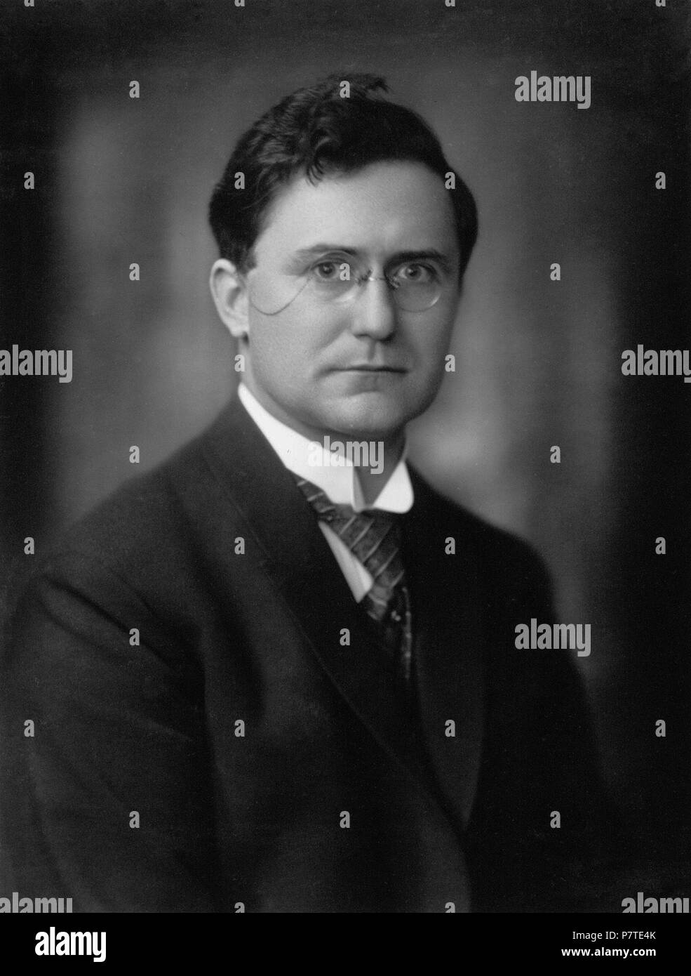 English: Dr. Jan Waterink (1890-1966) Hoogleraar in de psychologie en pedagogie aan de V.U. 1920  . 1920 219 Jan Waterink (1920) Stock Photo