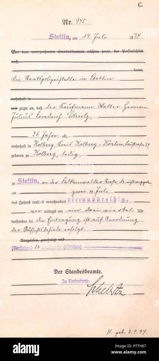 English: Death Certificate of Walter Schulz (1897-1934) a victim of the political purge of the National Socialist Regime as 'Night of the Ling Knives'. 1934 8 1934-Stettin-Schulz-Walter-Hermann-Julius-Friedrich Stock Photo - Alamy