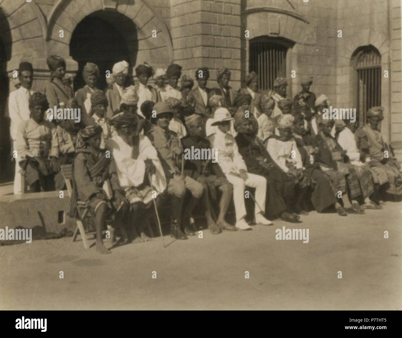 English: Official photograph taken on the occasion of the Lahej ...