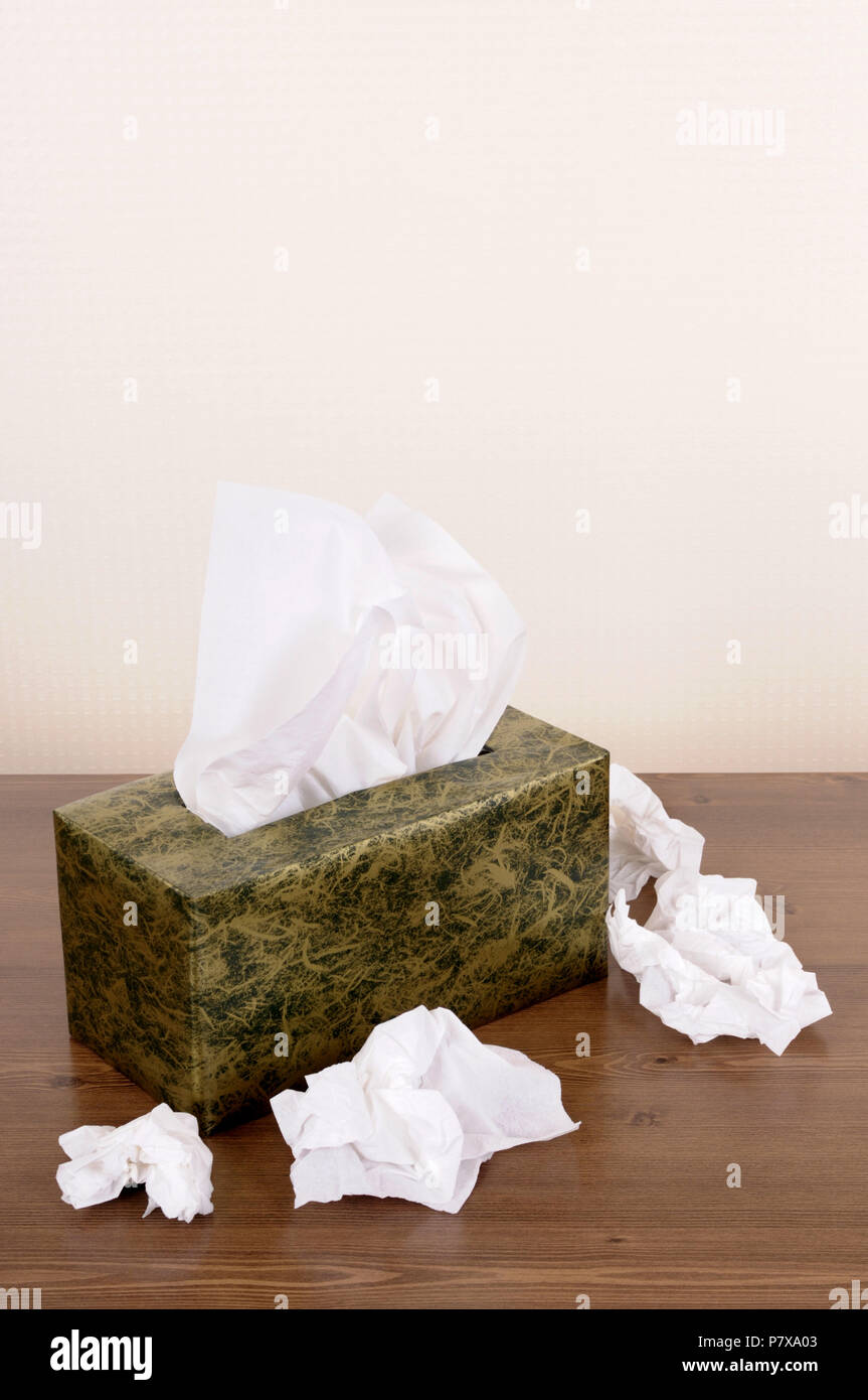 Box of tissues hi-res stock photography and images - Alamy