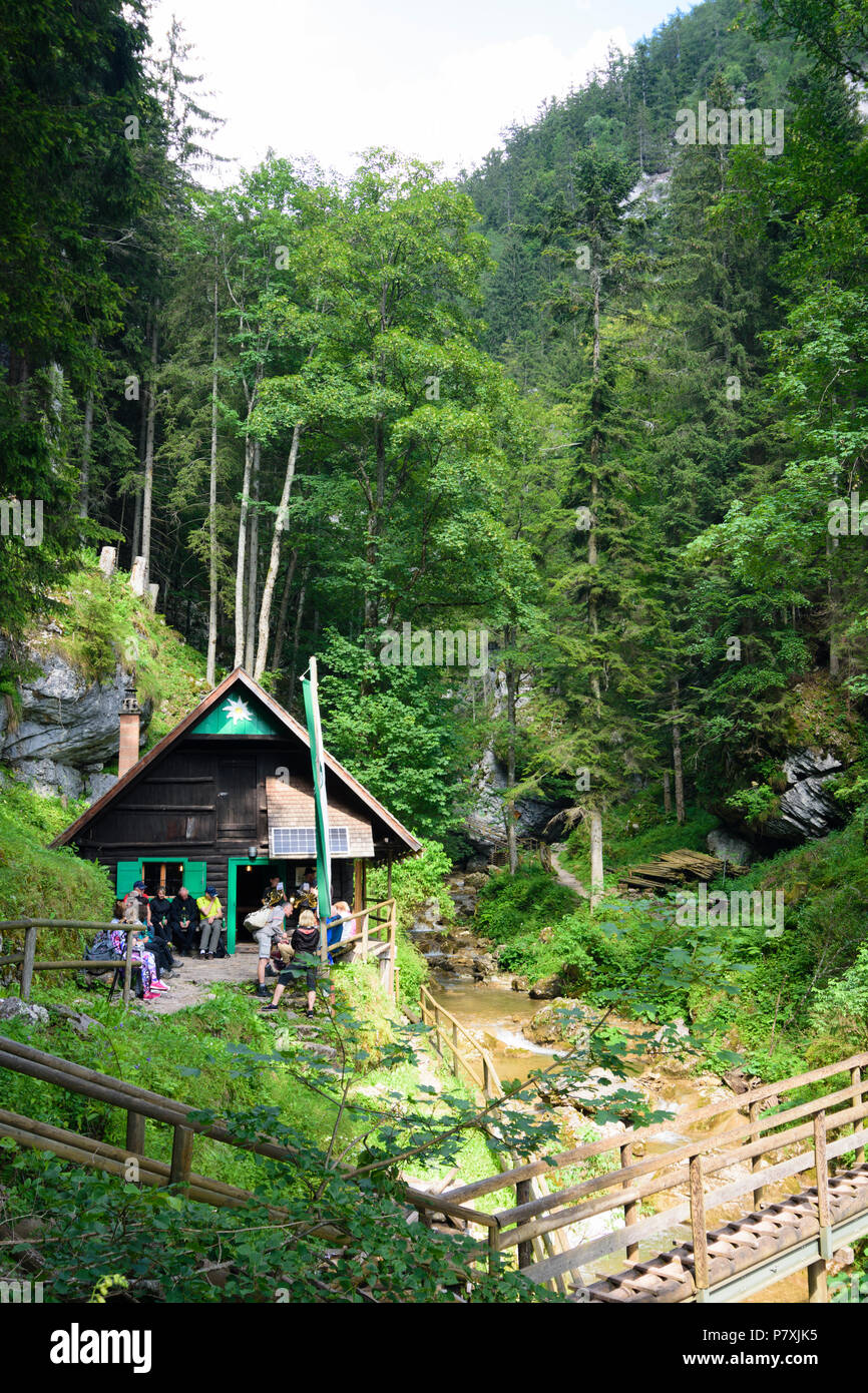 Pernegg an der Mur: hut Bergwachthütte at gorge Bärenschützklamm, tourists  in Austria, Steiermark, Styria, Murtal Stock Photo - Alamy