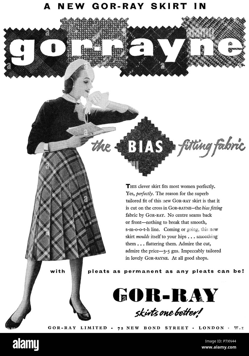 Pleated skirt Black and White Stock Photos & Images Alamy