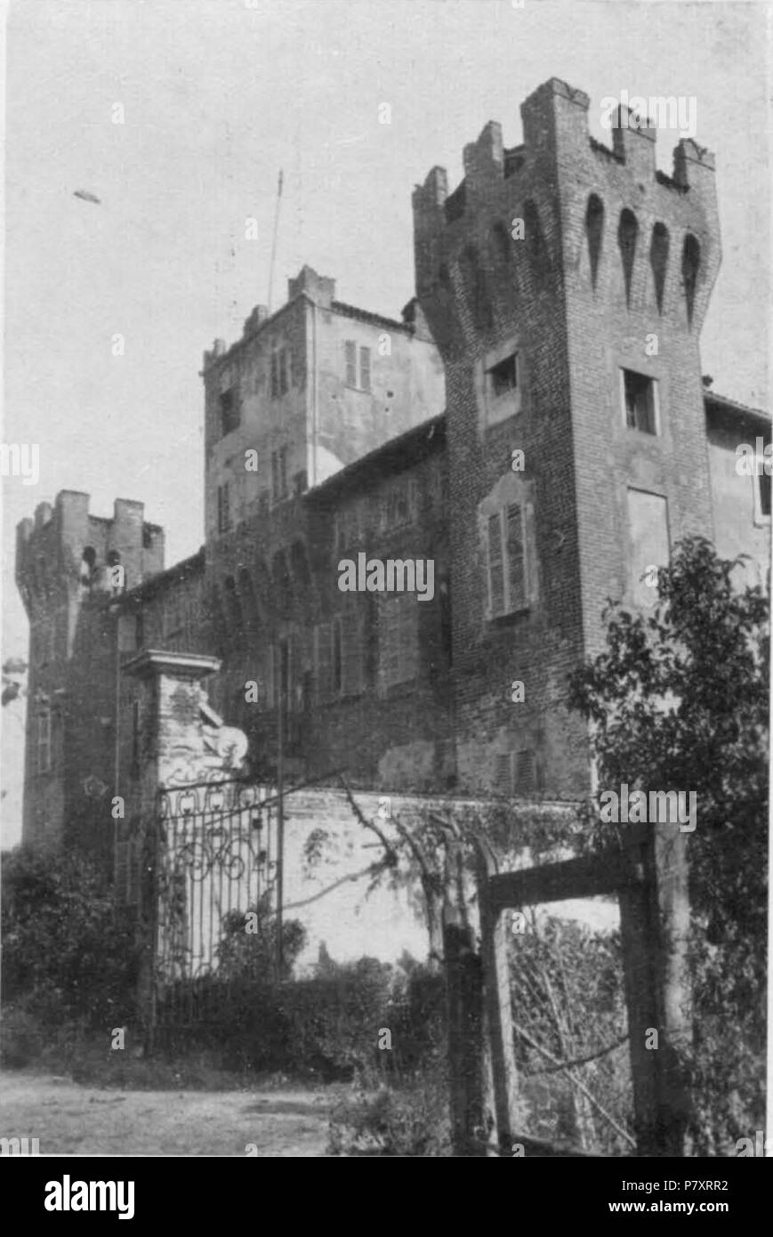 Italiano Castello di Nibbiola, angolo sudovest . before 1937 159 Fig