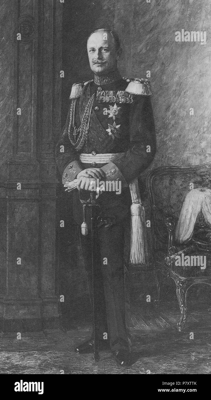 Deutsch: Friedrich August III im Jahr 1913 nach einem Gemälde von Georg Meckes . circa 1913 164 Friedrich August 1913 Stock Photo