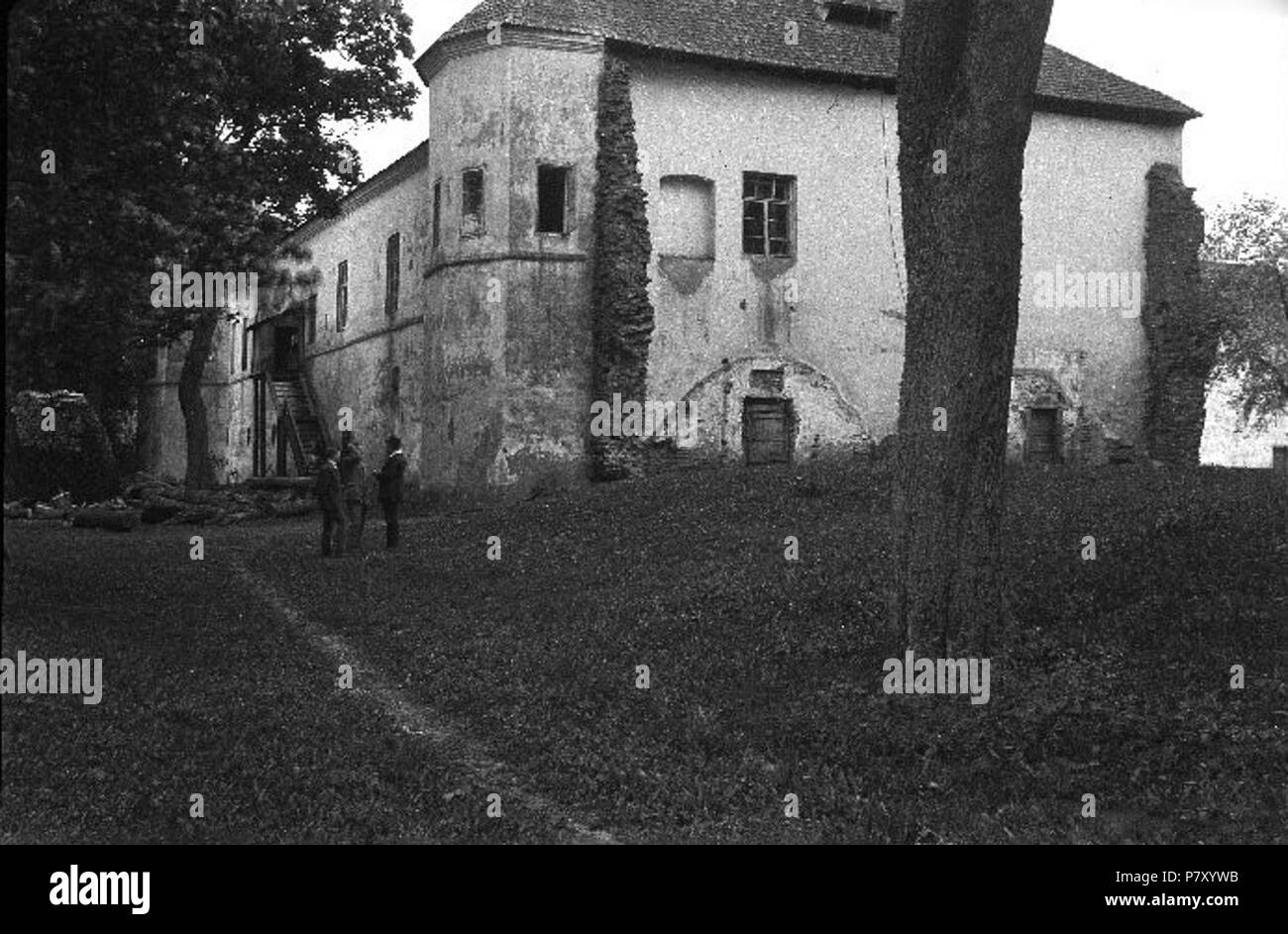 184 Halšanski zamak. Гальшанскі замак (1927 Stock Photo - Alamy