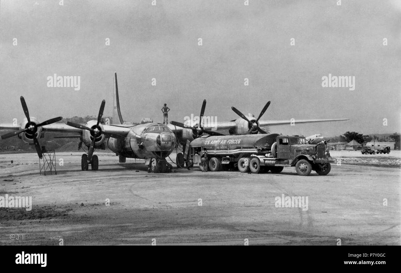 Bombardment squadron hires stock photography and images Alamy