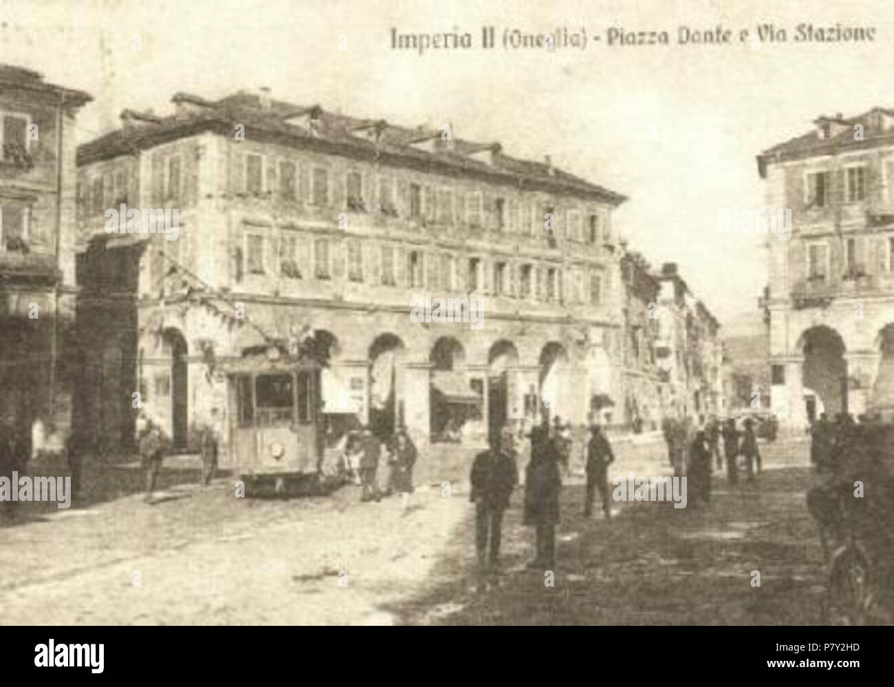 Imperia piazza dante hi-res stock photography and images - Alamy