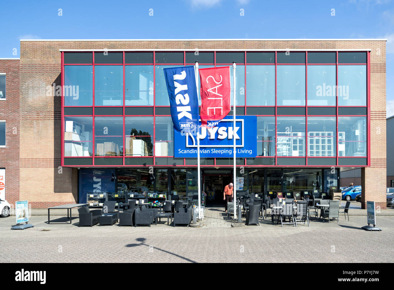 Jysk store in Leiderdorp, the Netherlands. Jysk is a Danish retail chain,  selling household goods such as mattresses, furniture and interior decor  Stock Photo - Alamy