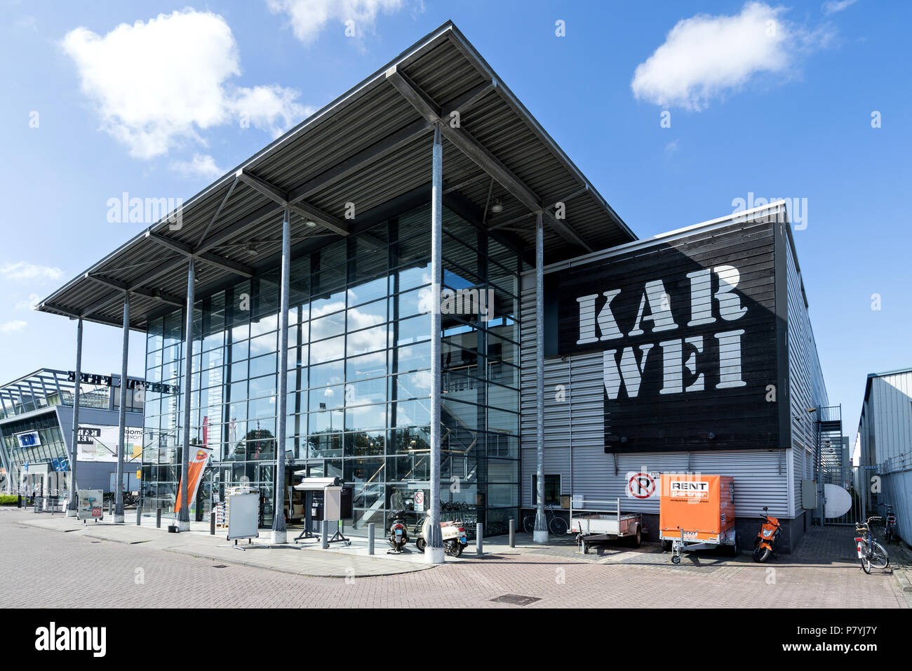 Hardware shop store hi-res stock photography and images - Page 8 - Alamy