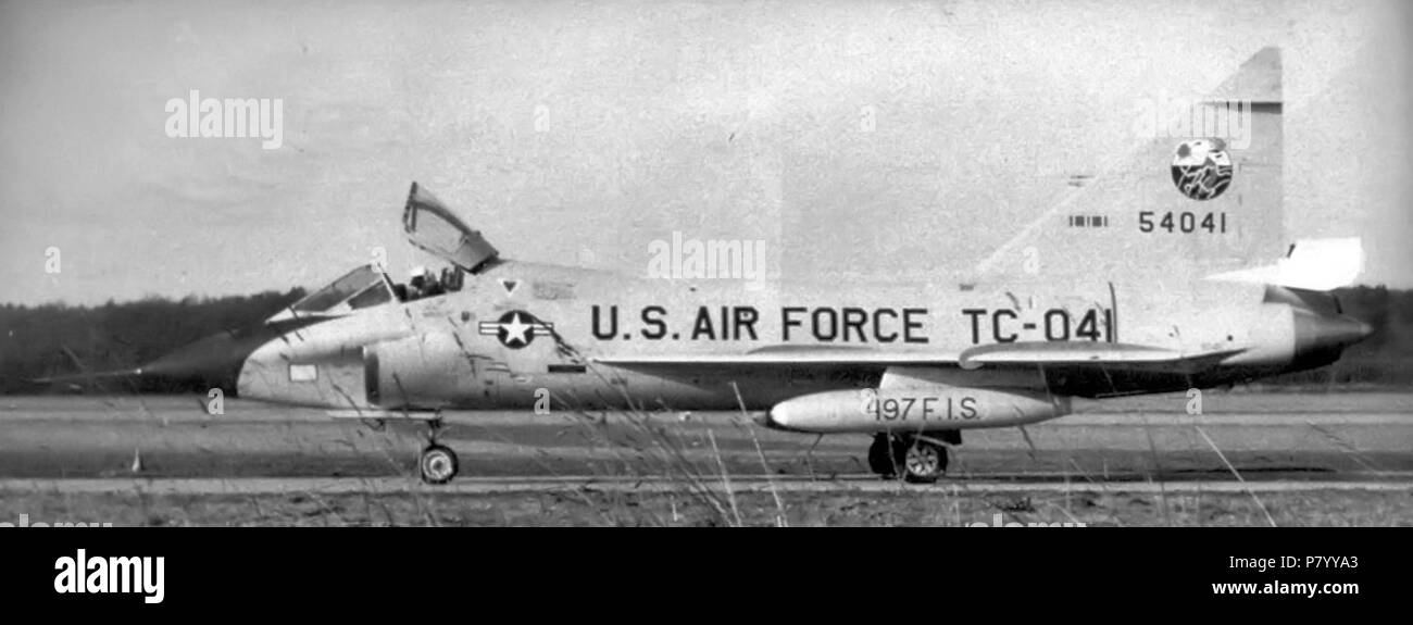 497th Fighter-Interceptor Squadron Convair TF-102 Delta Dagger 55-4041. Stock Photo