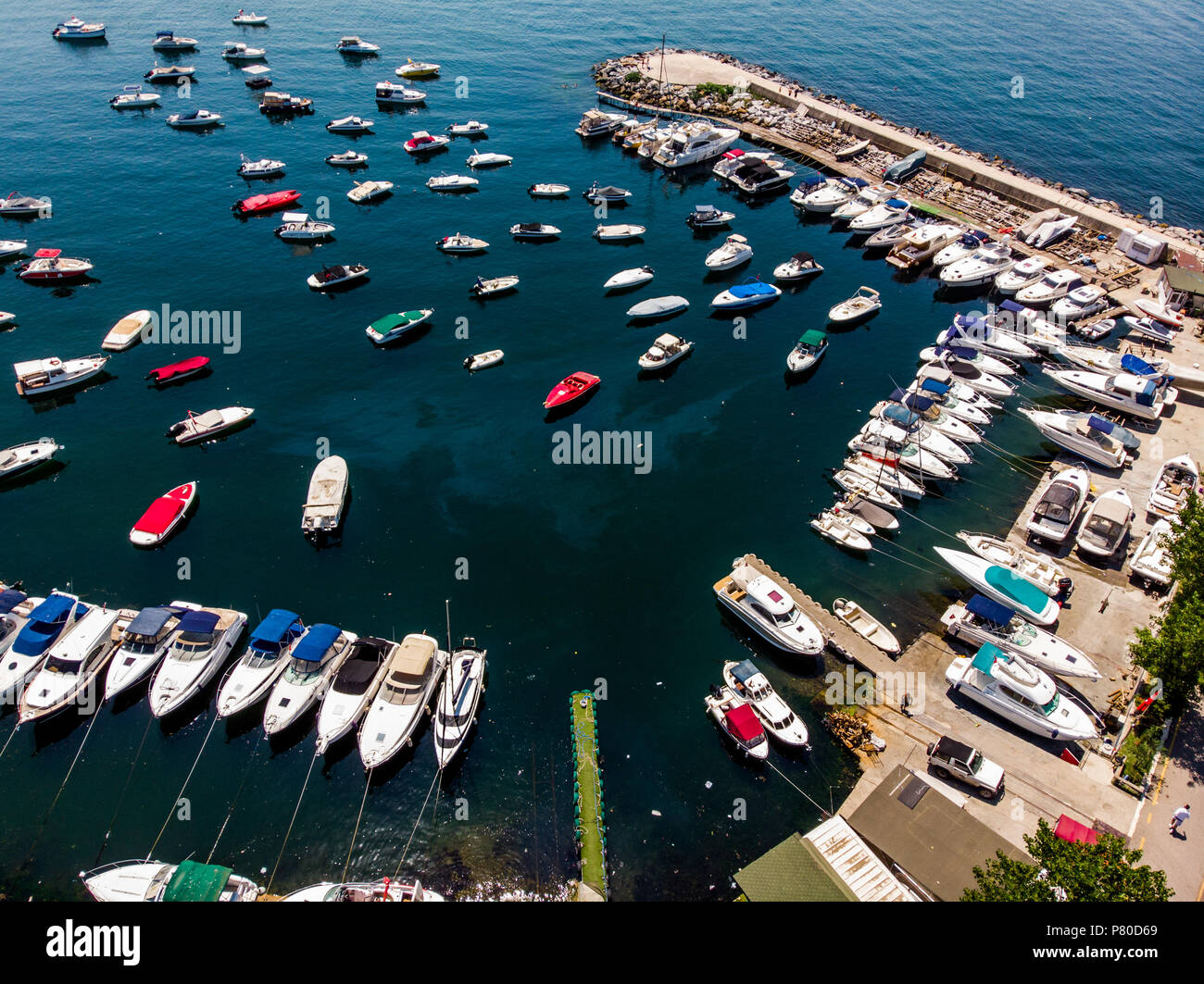 Top down view small boats hi-res stock photography and images - Alamy