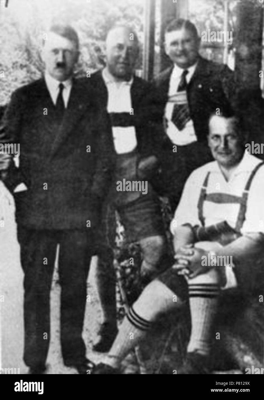 English: Adolf Hitler, Gregor Strasser, Ernst Roehm and Hermann Göring during a gathering in Berchtesgaden in 1932. 1932 335 RoehmStrasserGoering Stock Photo