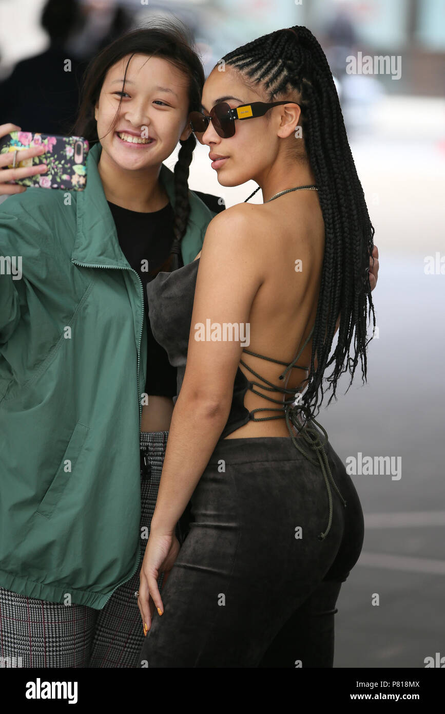 jorja smith trainers