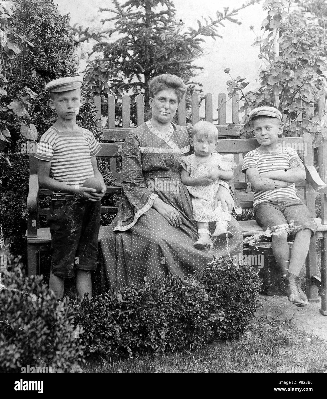 Tags: tableau, mother, garden . 1912 161 Tableau, mother, garden Fortepan 2416 Stock Photo