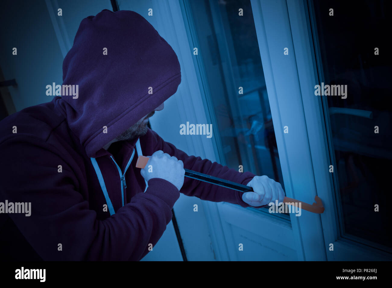 Housebreaking hires stock photography and images Alamy
