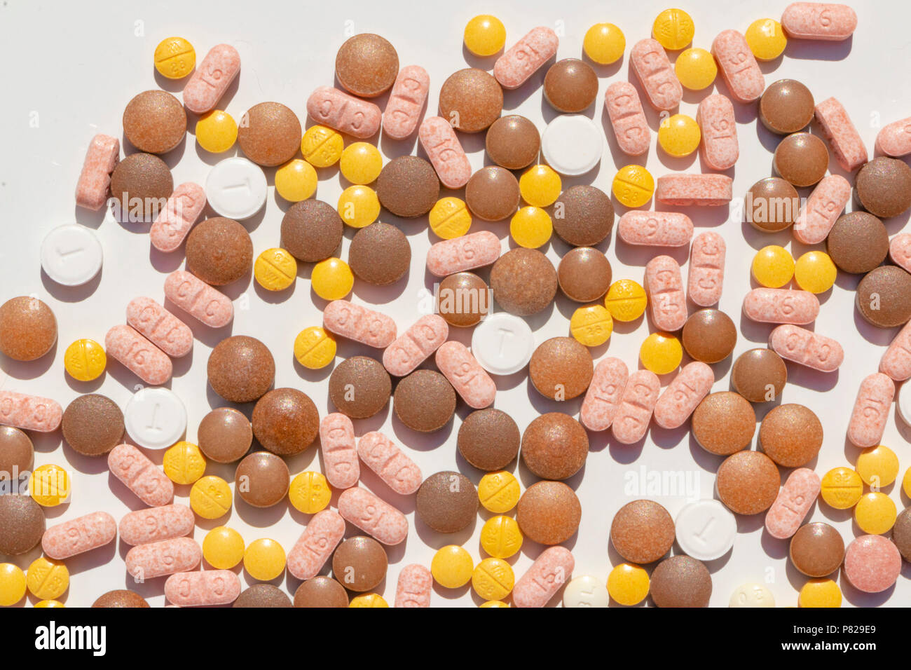 multicoloured prescription pills médecine drugs Stock Photo
