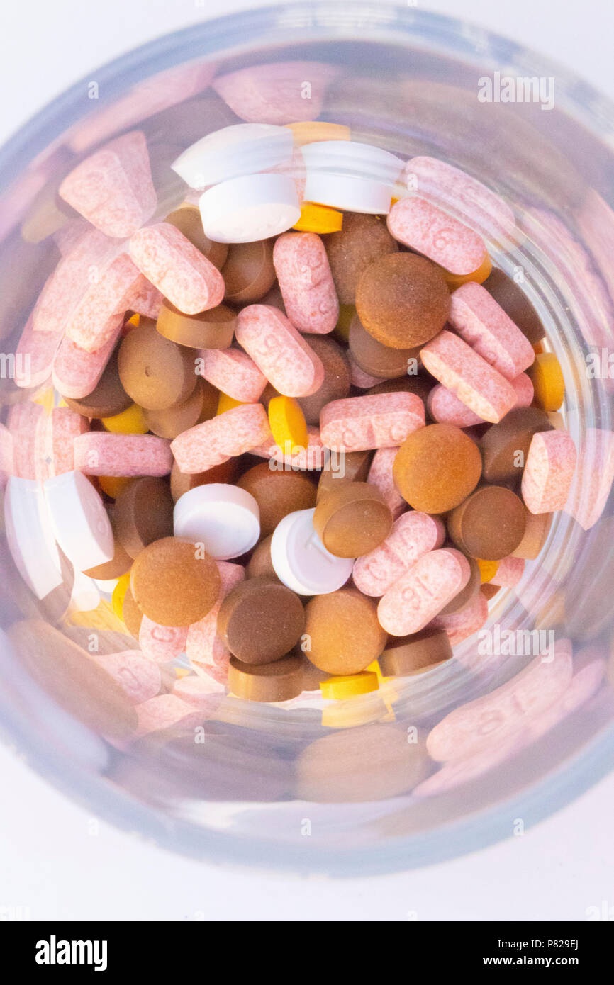 multicoloured prescription pills médecine drugs Stock Photo