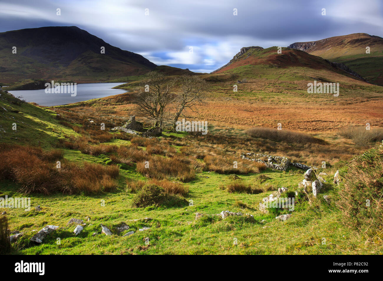 Llyn Dywarchen in the Snowdonia National Park. Stock Photo