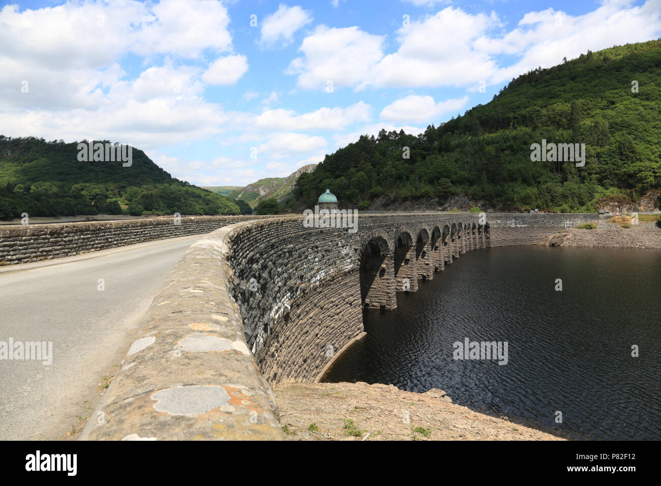 Low water levels at the Elan valley reservoirs, near Rhayader, Powys, Wales, UK. Stock Photo