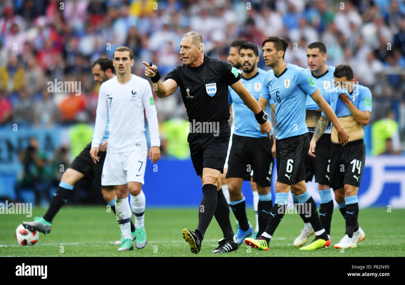 NIZHNY NOVGOROD, RUSSIA - JULY 06: Referee Nestor Pitana reacts during the 2018 FIFA World Cup Russia Quarter Final match between Uruguay and France at Nizhny Novgorod Stadium on July 6, 2018 in Nizhny Novgorod, Russia. (Photo by Lukasz Laskowski/PressFocus/MB Media) Stock Photo