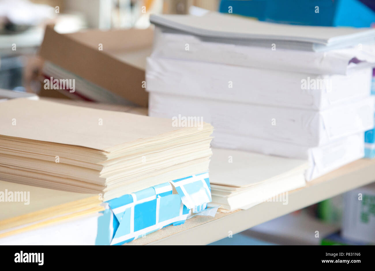 Paper reams texture hires stock photography and images Alamy
