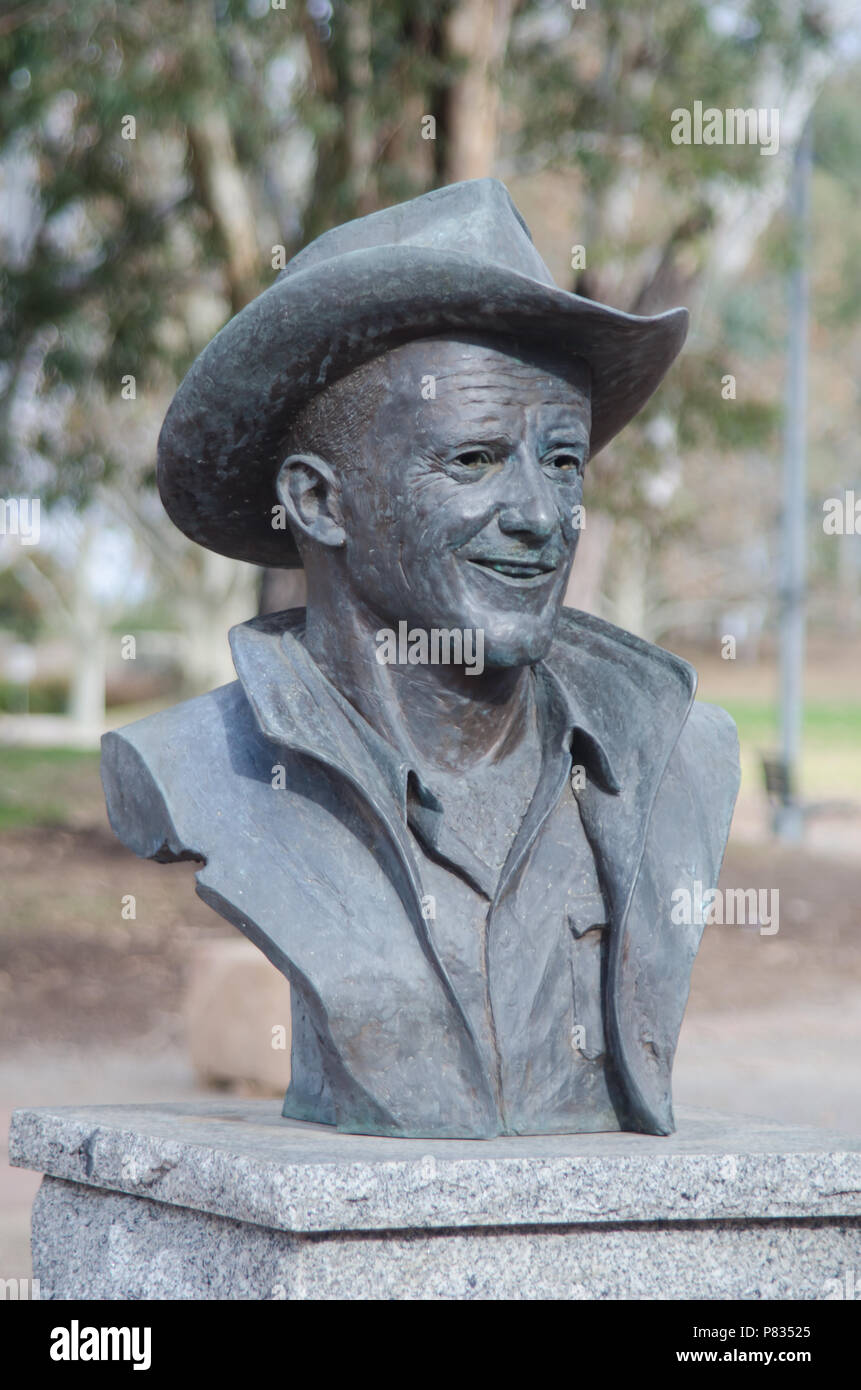 Bust of Tex Morton 1918-1983, on display in Tamworth's Bicentennial Park NSW Australia. Sculpted by Peter Latona. Stock Photo