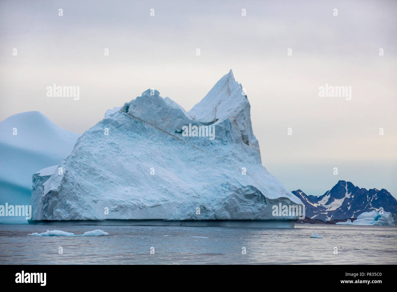 Dangerous iceberg hires stock photography and images Alamy