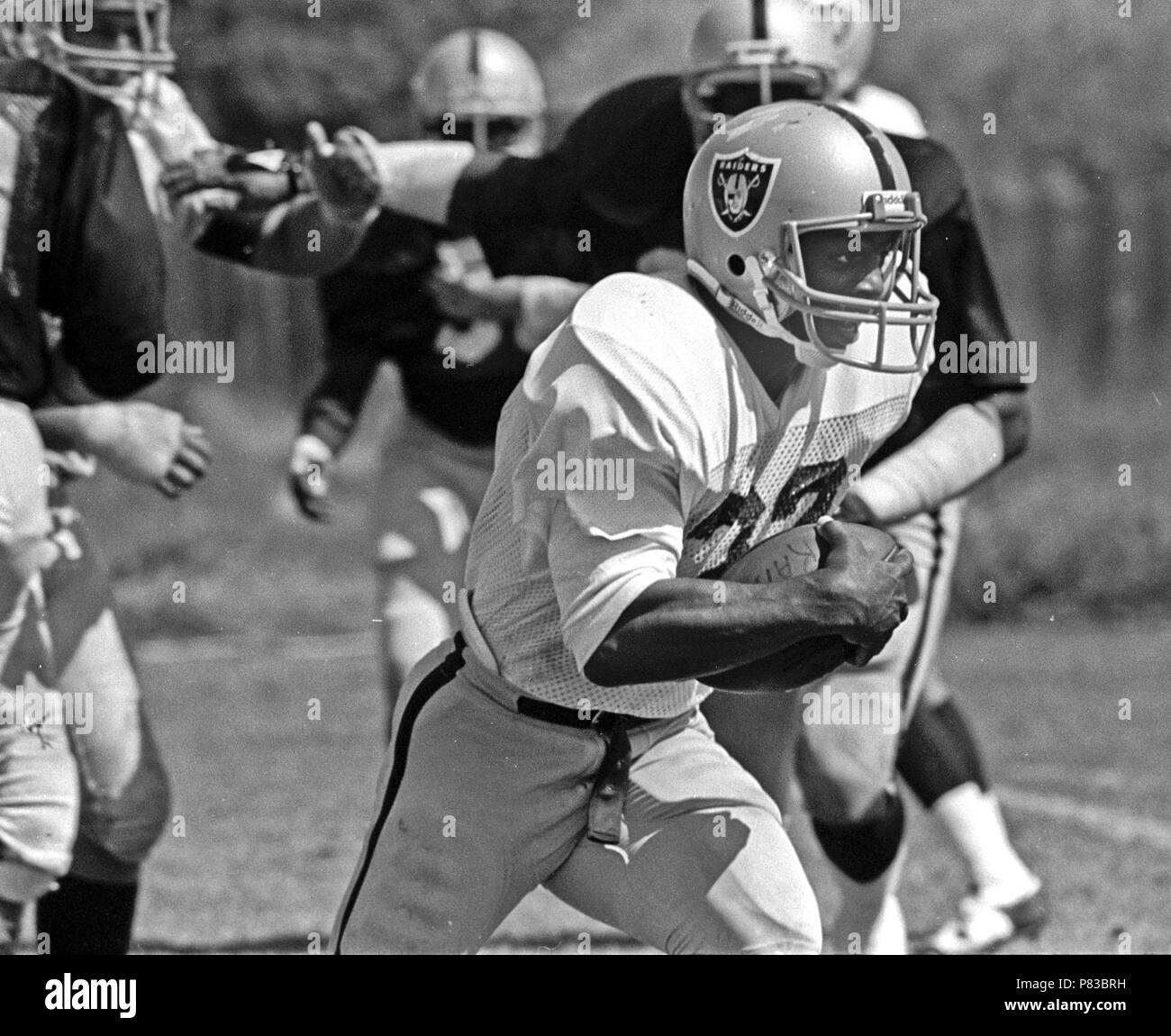 Marcus Allen Back Signed Oakland Raiders Jersey