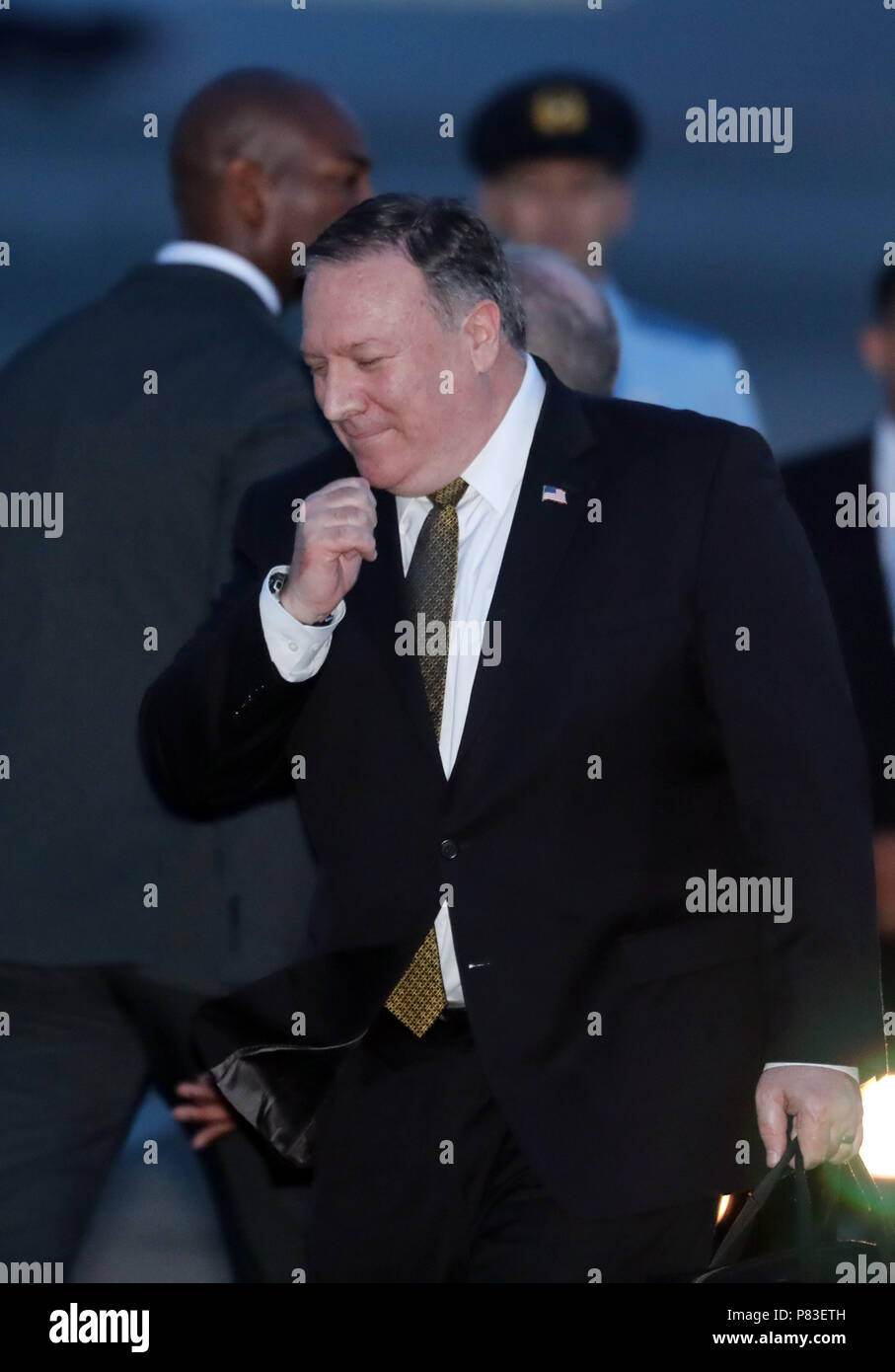 Tokyo, Japan. 7th July, 2018. United States Secretary of State Mike Pompeo arrives at the Tokyo International Airport from Pyongyang on Saturday, July 7, 2018. Pompeo spent a day in Pyongyang and will have meeting with Japanese and South Korean counterparts in Tokyo. Credit: Yoshio Tsunoda/AFLO/Alamy Live News Stock Photo