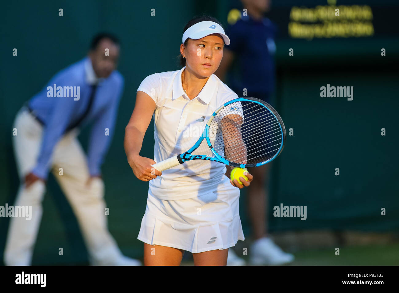 lawn tennis live match