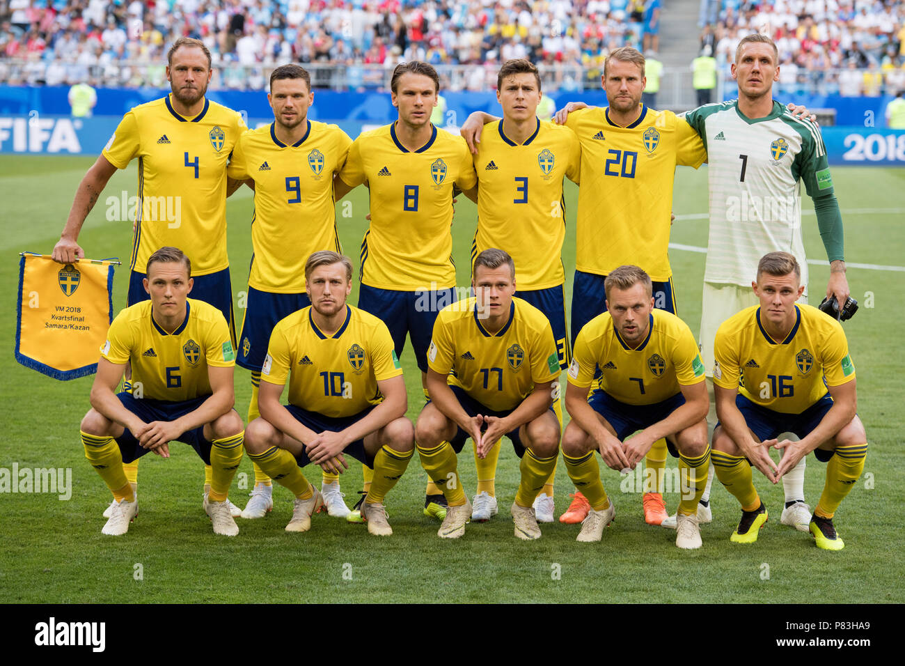 O.left to right Andreas GRANQVIST (SWE), Marcus BERG (SWE), Albin EKDAL (SWE), Victor LINDELOF (Lindelof, SWE), Ola TOIVONEN (SWE), goalie Robin OLSEN (SWE), URleft to right Martin OLSSON (SWE), Emil FORSBERG (SWE), Victor CLAESSON (SWE), Sebastian LARSSON (SWE), Emil KRAFTH (SWE), team picture, group picture, team picture, team picture, full figure, landscape, Sweden (SWE) - England (ENG) 0: 2, quarter-finals, match 60, on 07.07.2018 in Samara; Football World Cup 2018 in Russia from 14.06. - 15.07.2018. | usage worldwide Stock Photo
