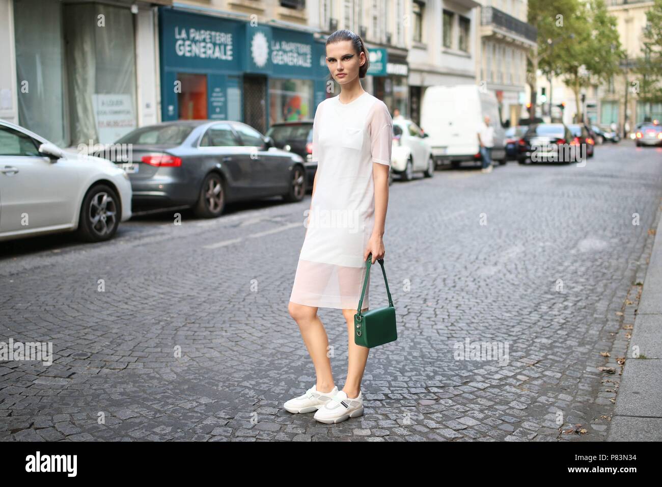 valentino sneakers street style