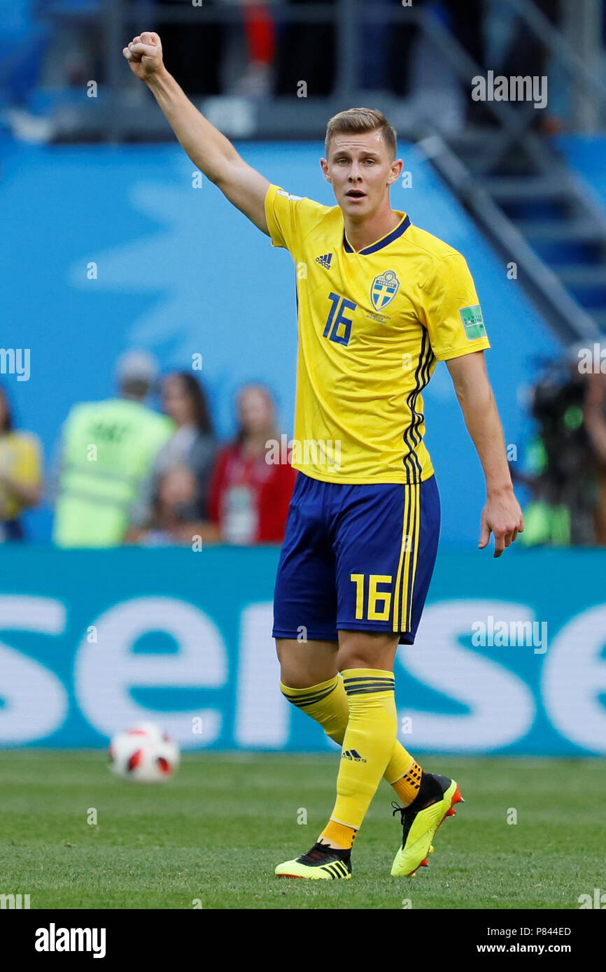 SAINT PETERSBURG, RUSSIA - JULY 3: Emil Krafth of Sweden national team celebrates victory during the 2018 FIFA World Cup Russia Round of 16 match between Sweden and Switzerland at Saint Petersburg Stadium on July 3, 2018 in Saint Petersburg, Russia. (MB Media) Stock Photo