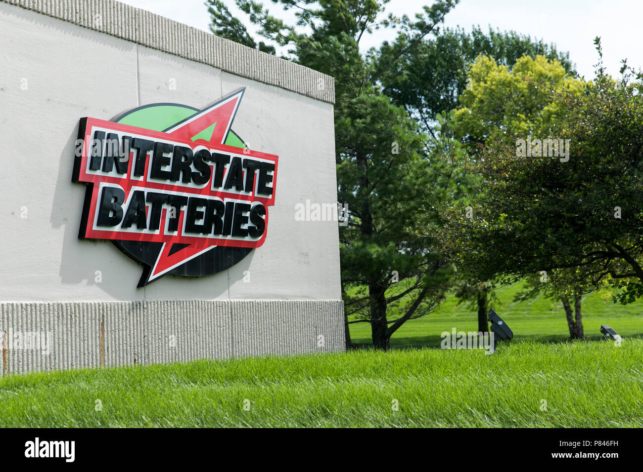 Interstate batteries hires stock photography and images Alamy