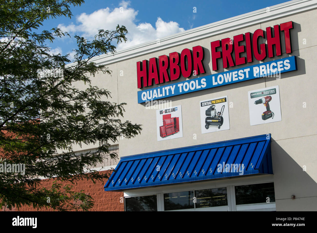 Harbor Freight opens local store - Delaware Gazette