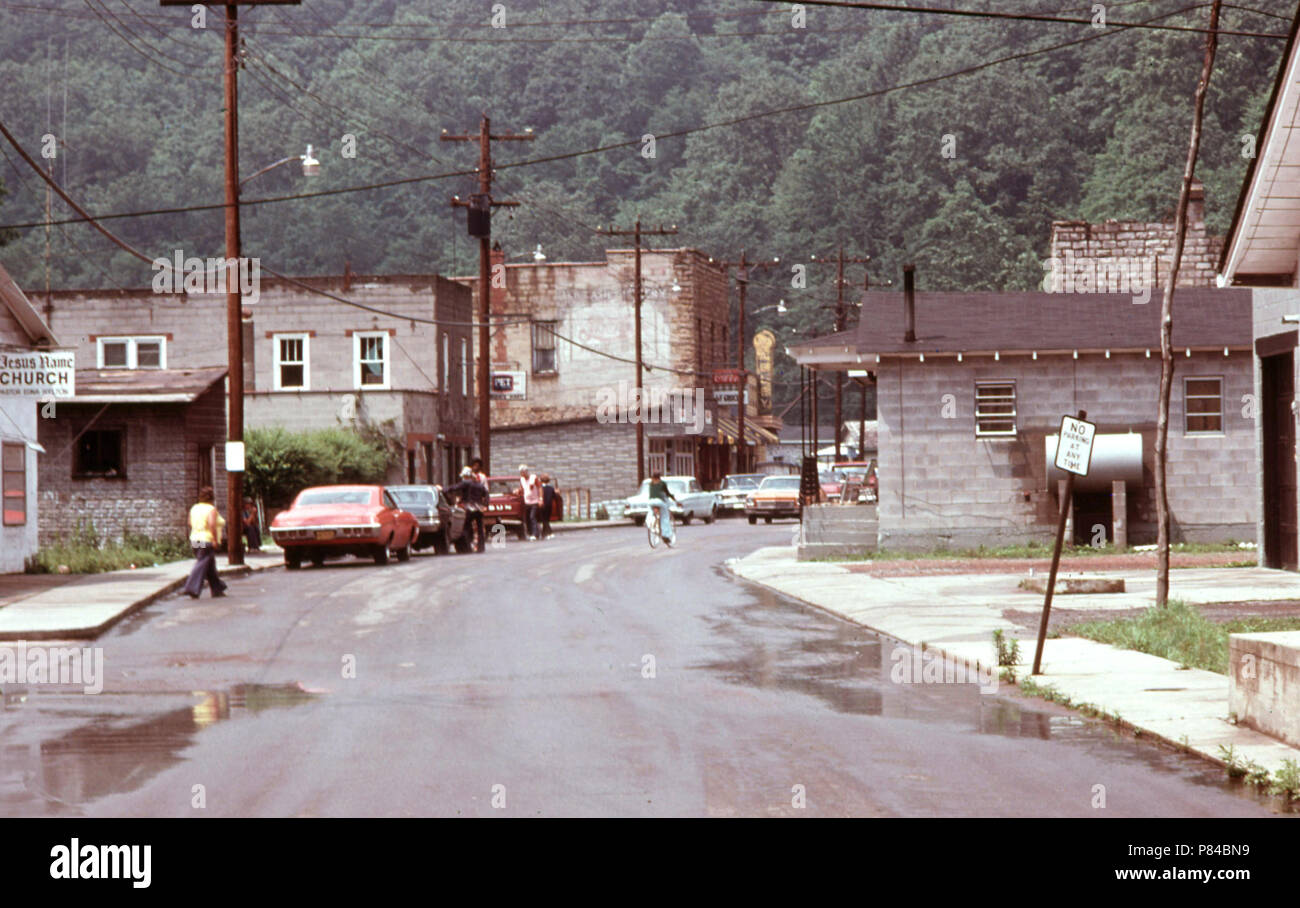 Small town west virginia 1970s hires stock photography and images Alamy