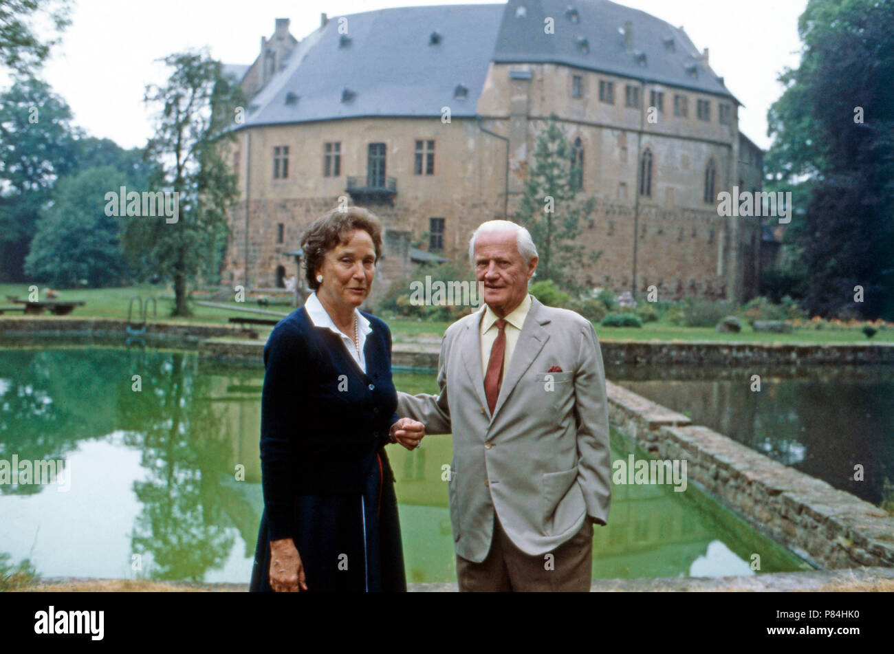 Otto Friedrich Fürst zu Ysenburg Büdingen mit Gemahlin Felicitas Prinzessin von Reuss