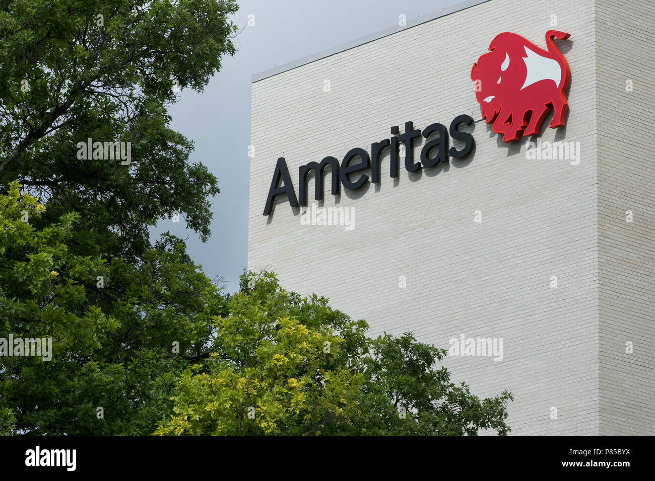 A Logo Sign Outside Of The Headquarters Of The Ameritas Life Insurance Corporation In Lincoln Nebraska On July 1 2018 Stock Photo Alamy