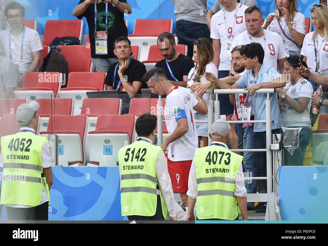 Robert lewandowski, 'the body' who put messi and ronaldo in shade. World Cup Robert Lewandowski Wife . Robert Lewandowski And Wife Anna Lewandowski High Resolution Stock Photography And Images Alamy