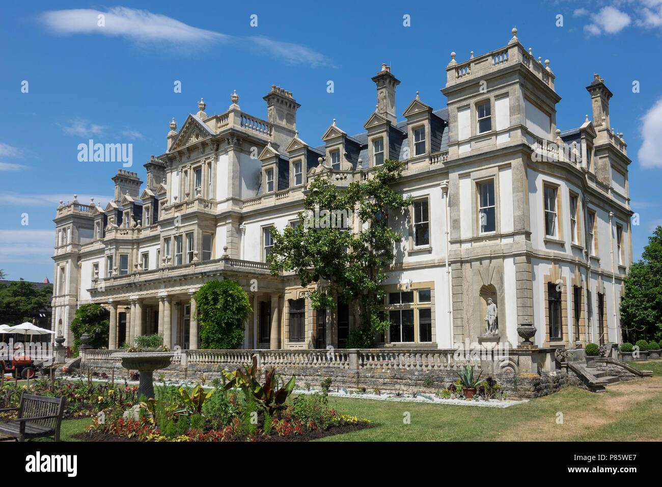 Dyffryn gardens hires stock photography and images Alamy