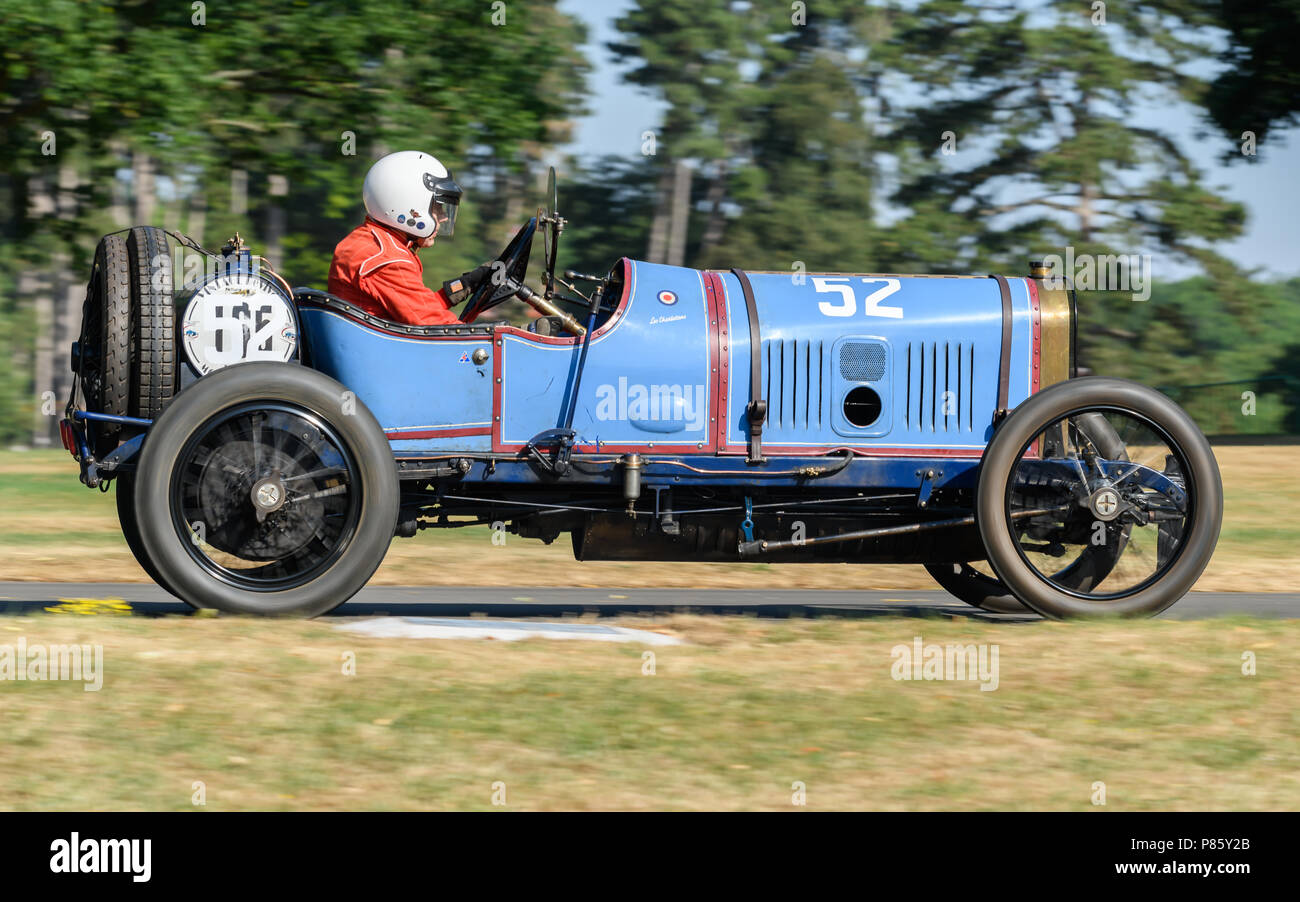 Classic car racing Stock Photo Alamy