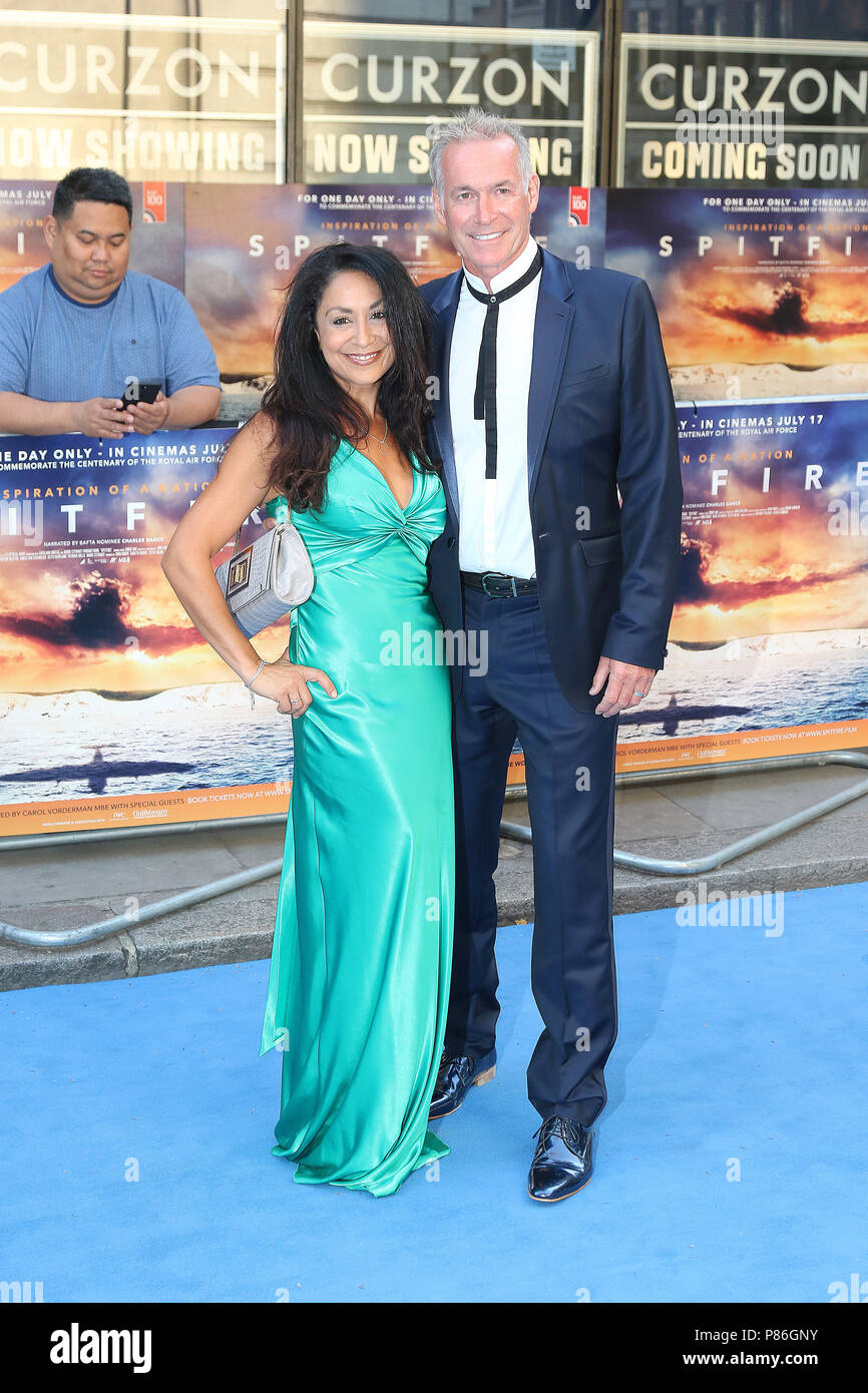 Hilary Jones High Resolution Stock Photography and Images Alamy