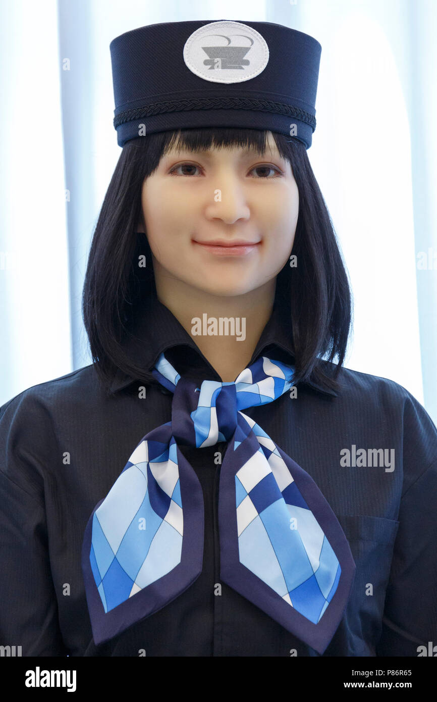Tokyo, Japan. 10th July 2018. A humanoid robot works at the front desk of Hennna Hotel in