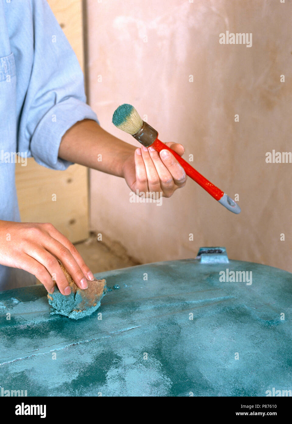 Sponge painting hires stock photography and images Alamy