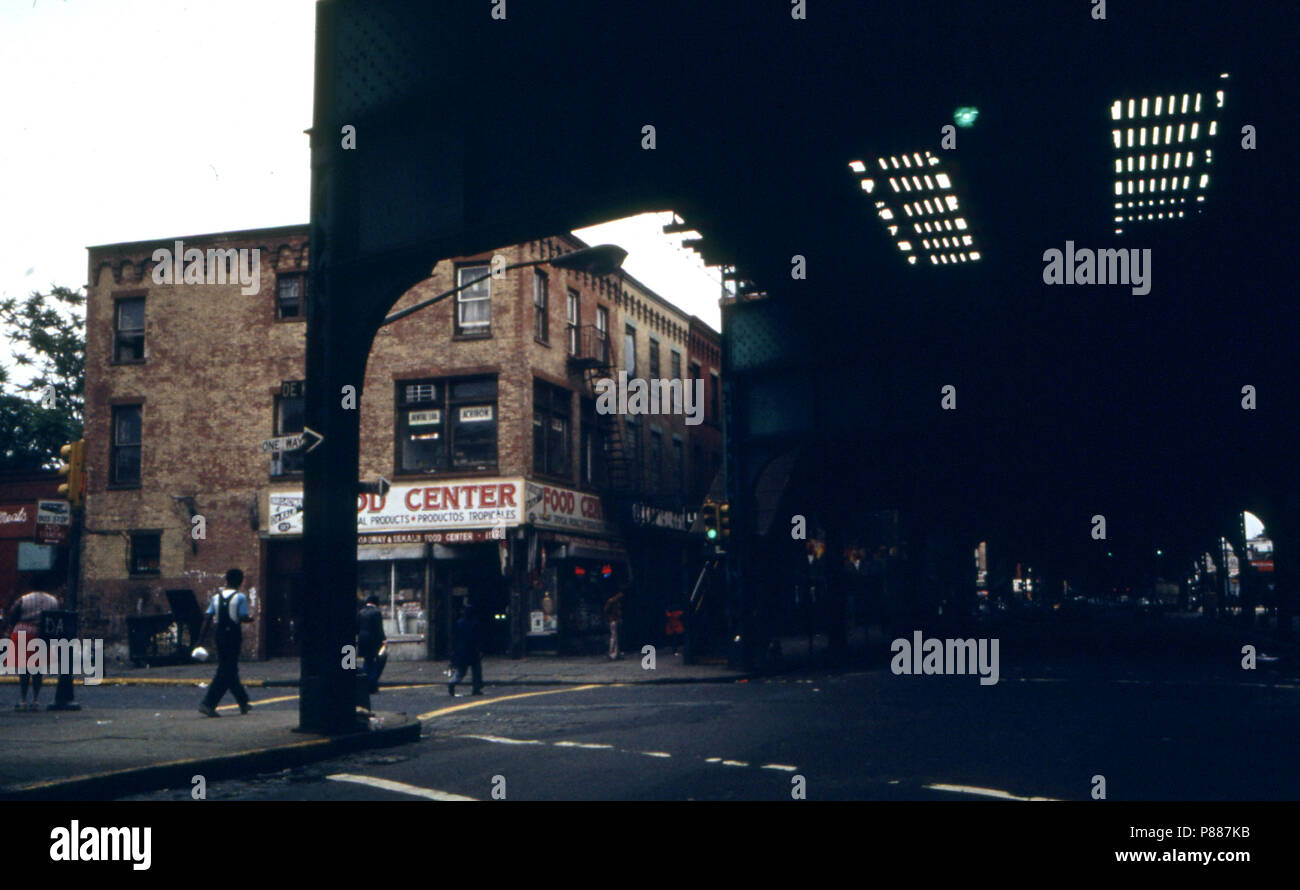 Elevated train tracks brooklyn 1970s hires stock photography and